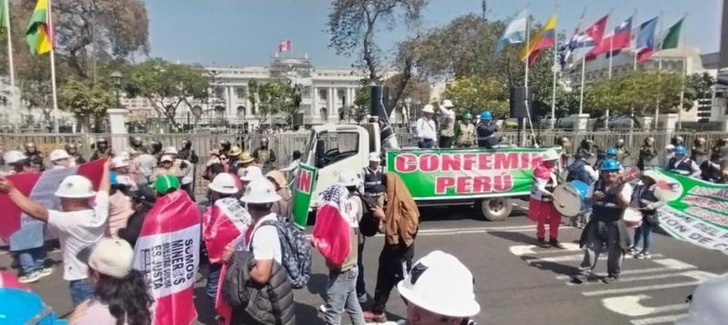 Las verdaderas “cuerdas” que nos deben preocupar Las verdaderas “cuerdas” que nos deben preocupar