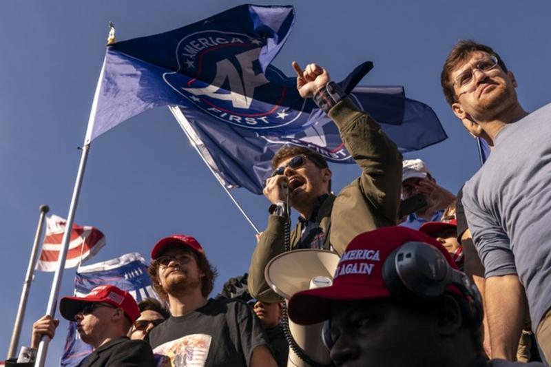 Trouble on the Right – Why Conservatives Need to Be Wary