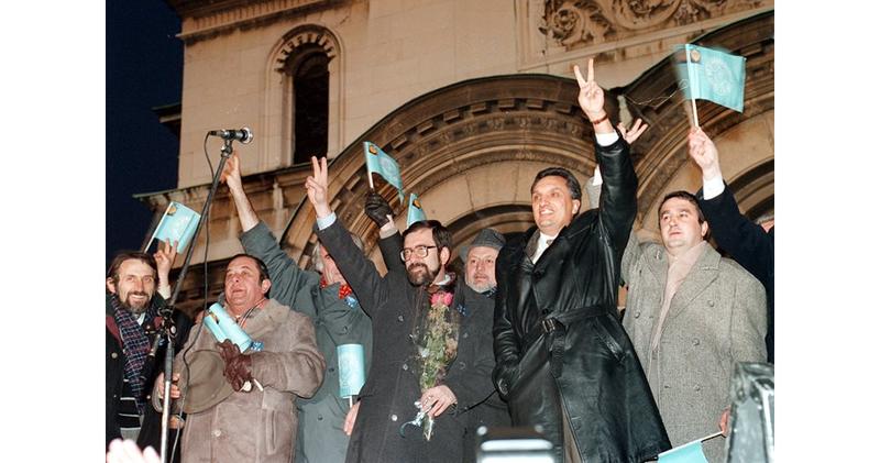 Диляна Ценова Диляна Ценова