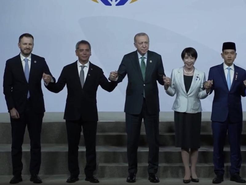 Japonya'nın yeni yüzü Başbakan Sanae Takaichi; Tokyo’dan esen rüzgâr, Ankara’yı da etkileyecek mi? Japonya'nın yeni yüzü Başbakan Sanae Takaichi; Tokyo’dan esen rüzgâr, Ankara’yı da etkileyecek mi?