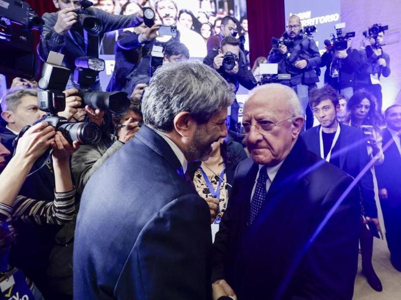 Elezioni regionali in Campania, la pattuglia deluchiana Ã¨ pronta allâassedio. Tutti i nomi