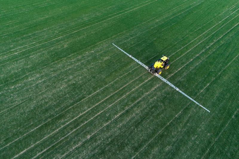 Réduire l’usage des pesticides : quand les agriculteurs s’inspirent de leurs pairs