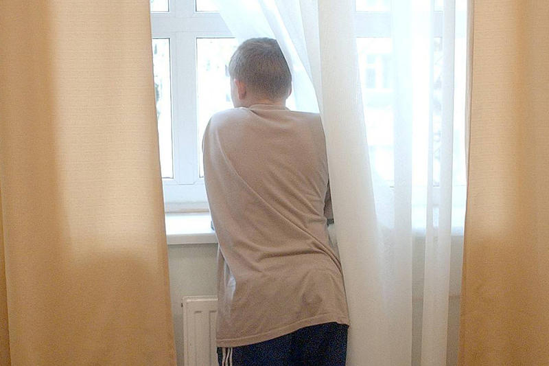 «Поздно рвать волосы»: сдавшие подростков в рехаб-мучитель тоже виновны