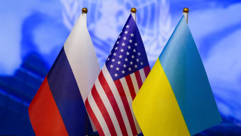 Мирните преговори за Украйна между реализма, морала и историческите грешки