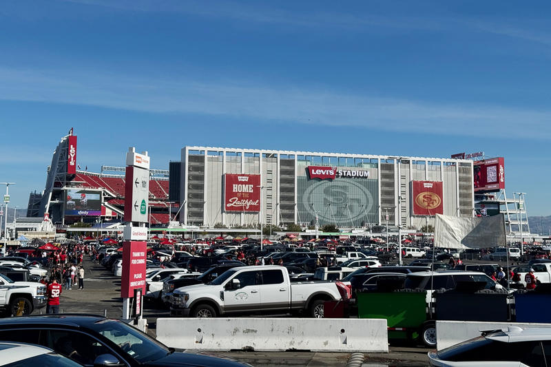 'Unignorable' flying billboards are slated to come to California