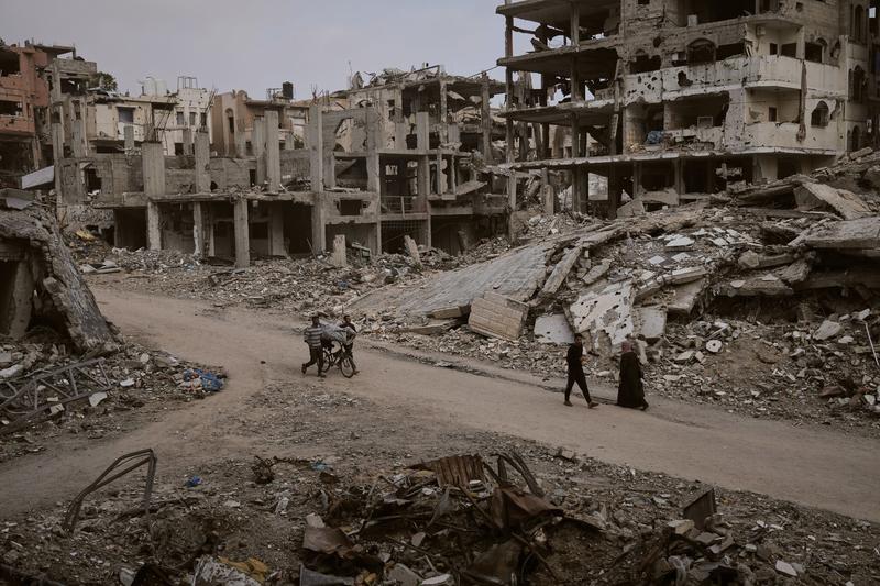 IDF says troops killed 4 gunmen, captured 2 others who emerged from Rafah tunnel IDF says troops killed 4 gunmen, captured 2 others who emerged from Rafah tunnel