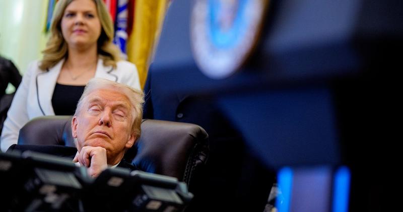 Trump Refutes Health-Decline Story by Calling Reporter ‘Ugly’