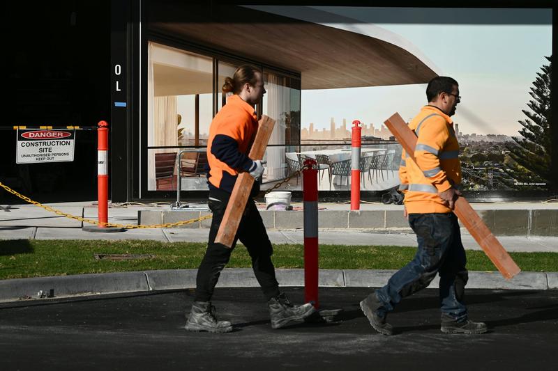 Men earn nearly $10,000 more than women in bonuses and overtime pay, fuelling the gender pay gap: new data