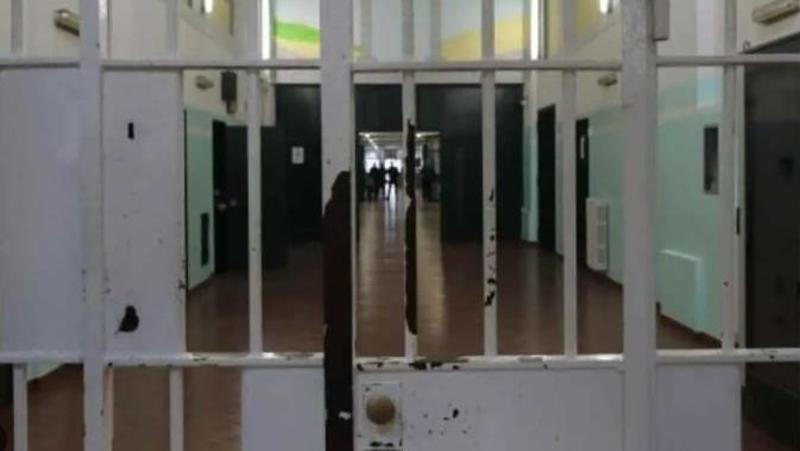 Video rubato nei bagni dell’Auchan: agente del carcere di Opera perde il posto di lavoro