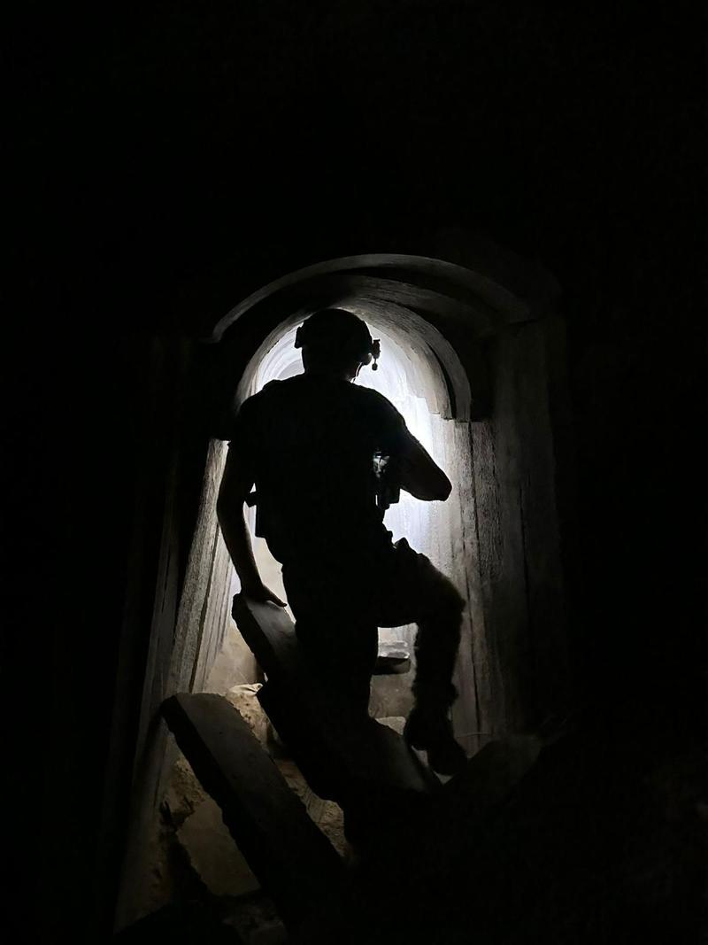 Israel reportedly offers trapped Hamas fighters in Rafah chance to surrender, relocate Israel reportedly offers trapped Hamas fighters in Rafah chance to surrender, relocate