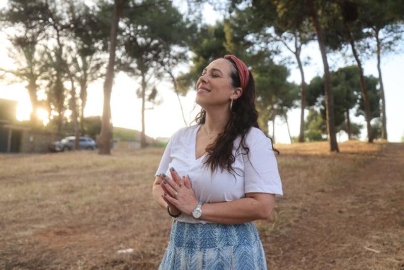 Hineni: Thanksgiving’s Answer to Ayeka