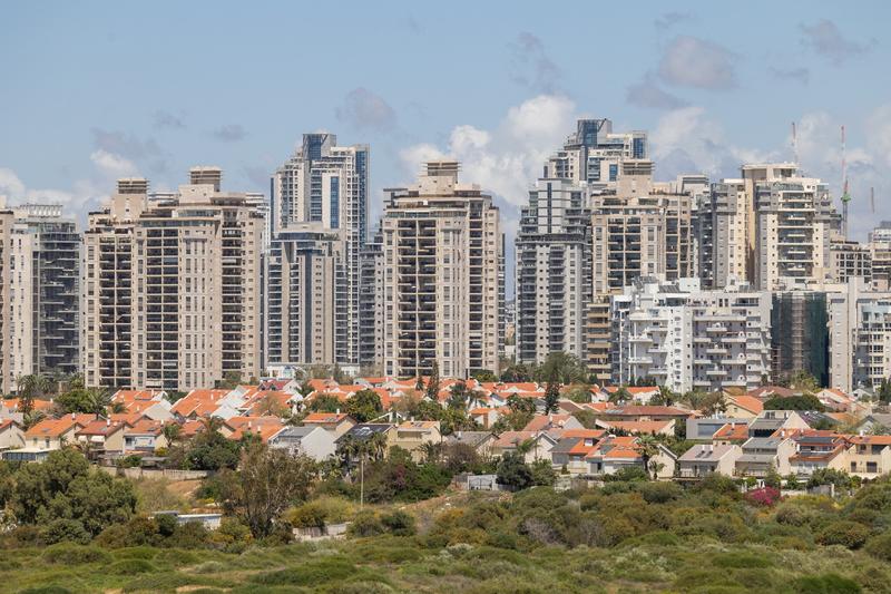 Following Gaza ceasefire, foreign interest in Israeli homes heats up as local demand cools