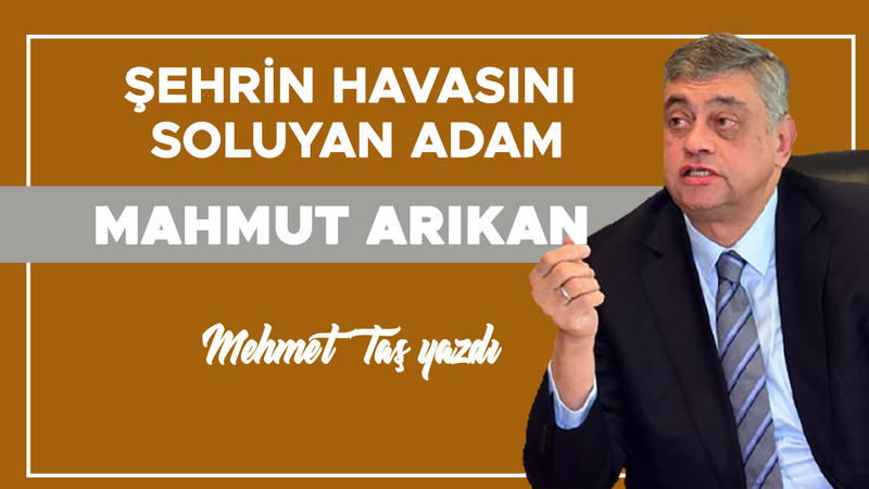 Şehrin Havasını Soluyan Adam Mahmut Arıkan Şehrin Havasını Soluyan Adam Mahmut Arıkan