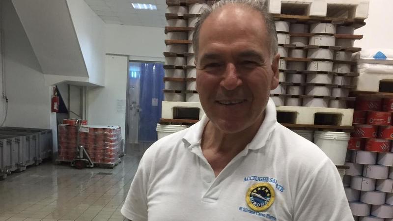 Schiacciato dal camion: choc e dolore in riviera