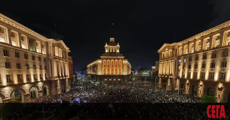 Отстъплението на Борисов удари Голямото Д