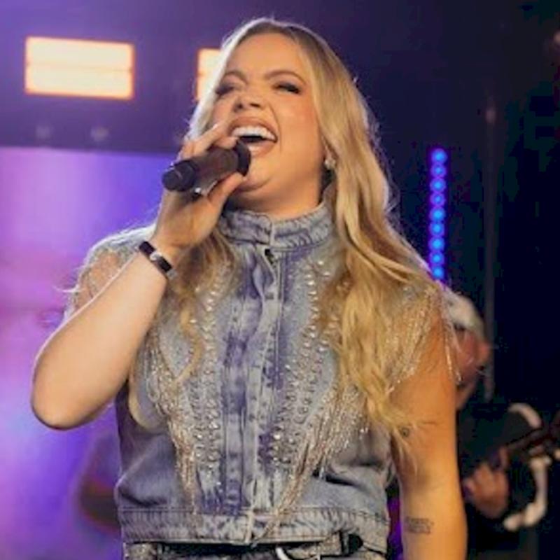 Arielly Dara eleva o Nordeste ao palco central do sertanejo em novo EP