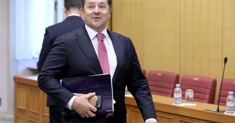 Doveli Mikulića u njegovu kuću gdje je u tijeku pretres. Stižu burne reakcije iz oporbe: 'U panici su...'