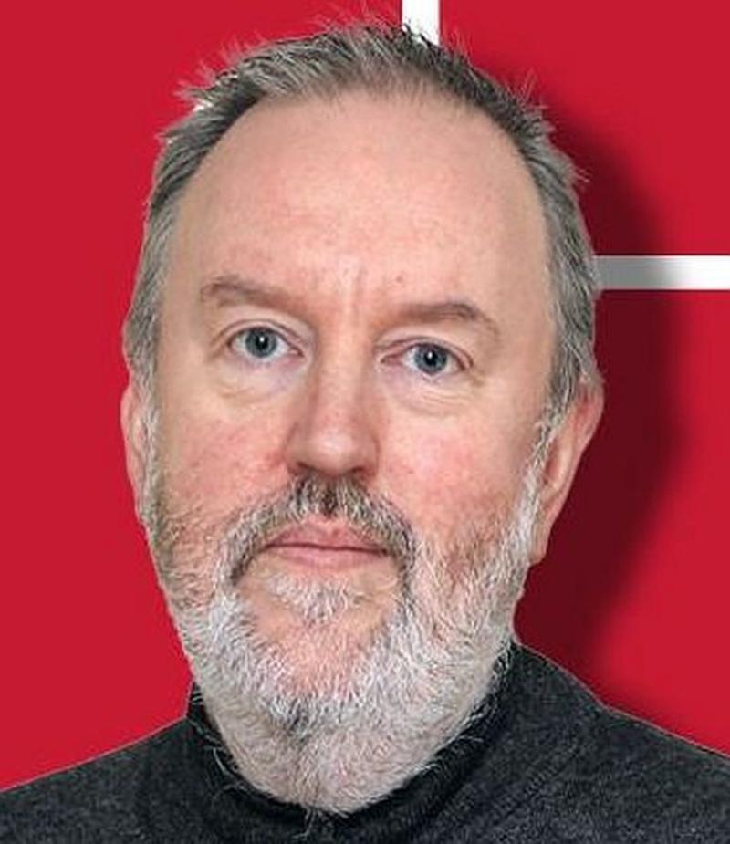 A world of photographs but they’re nowhere to be seen