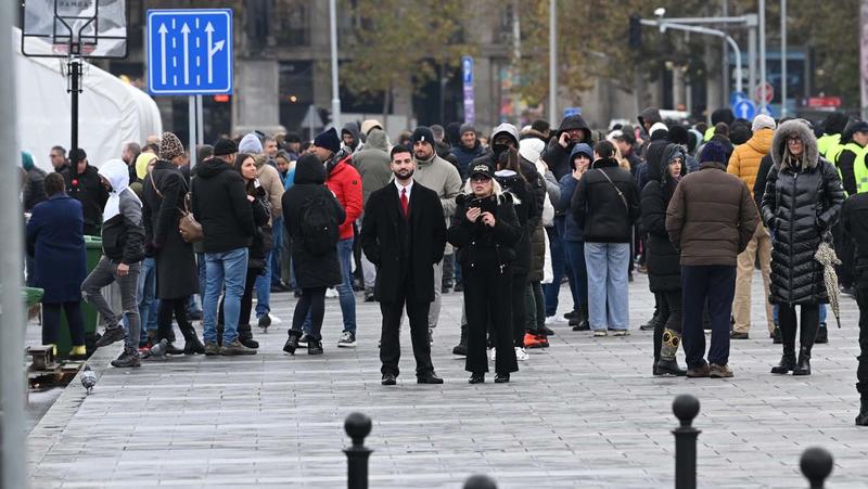 Poslanica o dolasku na posao u Skupštini: O tužna li si, moja Srbijo (VIDEO)