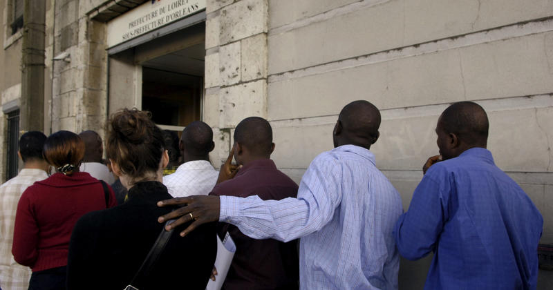 Diane Fogelman : « La précarité administrative rend possible l’exploitation des travailleurs étrangers »