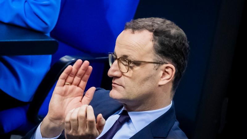 Friedrich Merz simuliert Einigkeit im Rentenstreit, der wahre Gewinner ist Jens Spahn