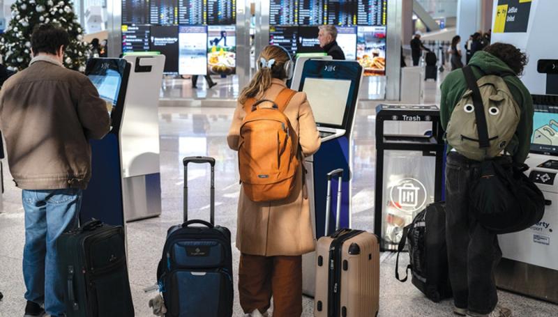 Only you can prevent in-flight fashion faux pas Only you can prevent in-flight fashion faux pas