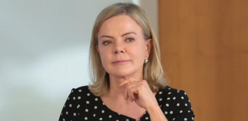 O dito está dito: bastidores da conversa pragmática de Gleisi e Hugo Motta