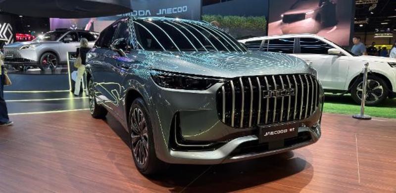 Novo Toyota, 'mini' Renegade e mais: carros do Salão que chegam em 2026