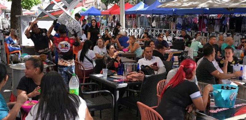 Venezuela vive boom gastronômico inesperado enquanto teme ataque dos EUA