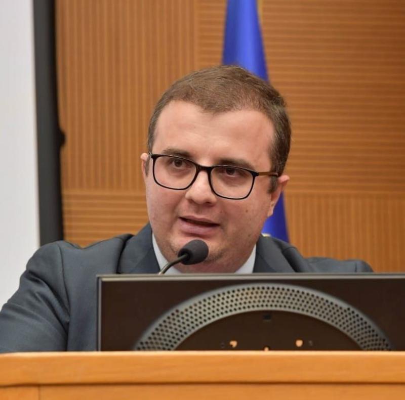 Antonio Visicchio: «Decaro trionfa, Ruvo interroga il centrodestra: contraddizioni e sfide del dopo-voto»