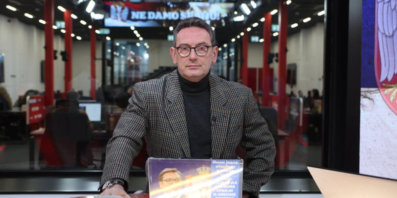 Nebojša Bakarec: Lažne vesti i istinite vesti Nebojša Bakarec: Lažne vesti i istinite vesti