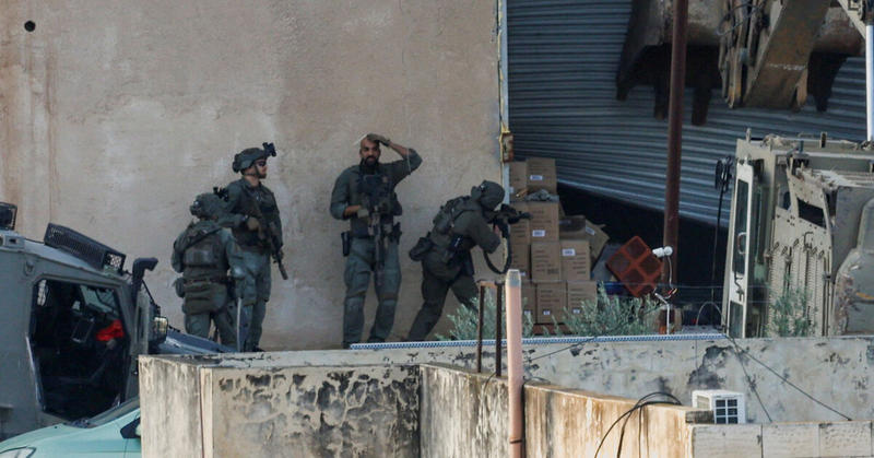 Israeli forces kill two Palestinians in West Bank who appeared to be surrendering