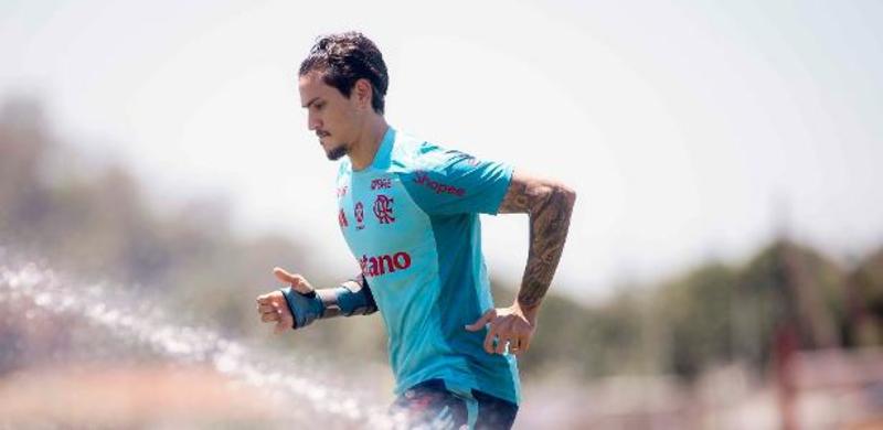 Depois de duas lesões, Pedro pode reaparecer no Flamengo ainda em 2025