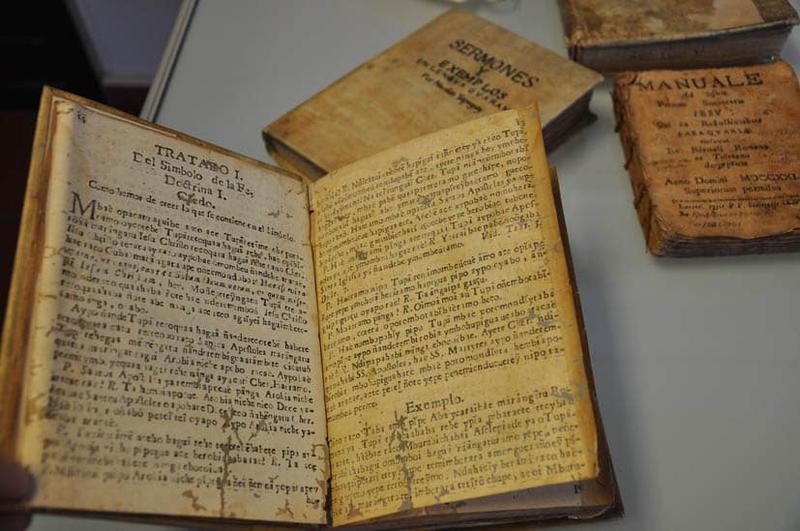 Hojas que vencen al tiempo