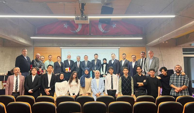 Öteli genç ve sevgi Öteli genç ve sevgi