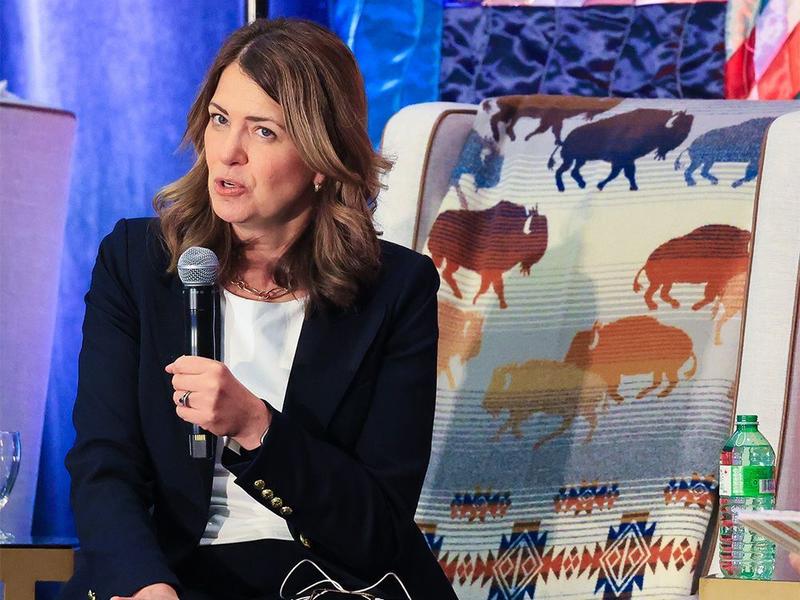 Bell: Smith gets pipeline pact with Carney, now she must sell it to Albertans