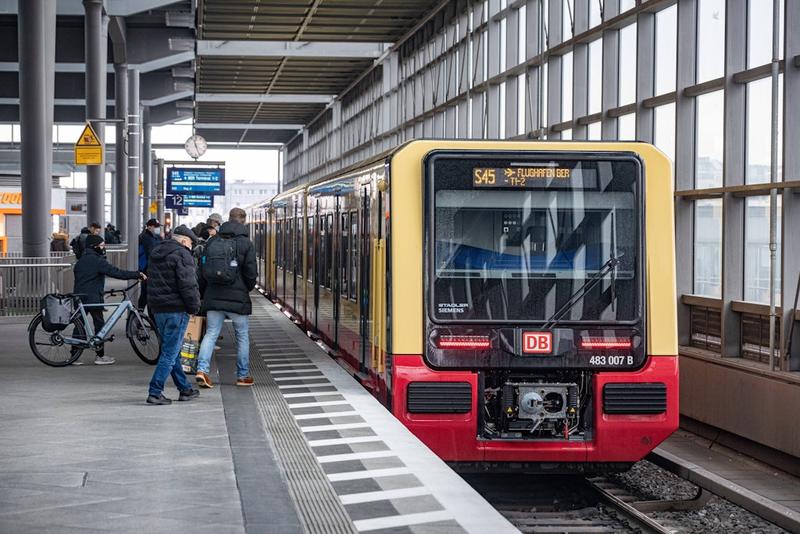 Deutschlandticket in Gefahr: Jetzt reagieren – sonst kündigt die S-Bahn Berlin das Abo