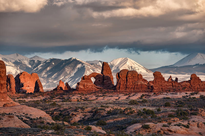 Father who took his children on hike in Utah wilderness charged with child abuse