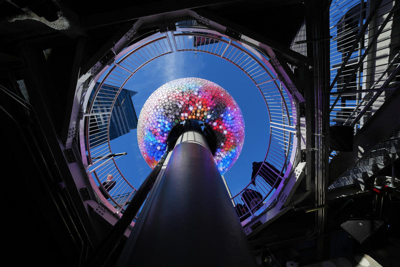 The tacky 2026 NYE ball and more: Letters to the Editor — Nov. 30, 2025 The tacky 2026 NYE ball and more: Letters to the Editor — Nov. 30, 2025