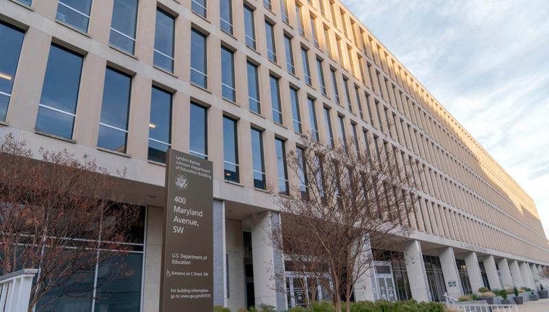 An insane anti-Trump conspiracy theory goes viral An insane anti-Trump conspiracy theory goes viral