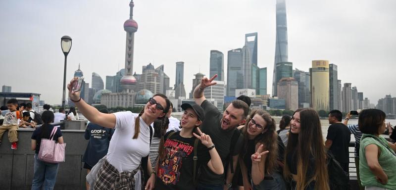 Turistas do mundo, uni-vos… para comprar na China