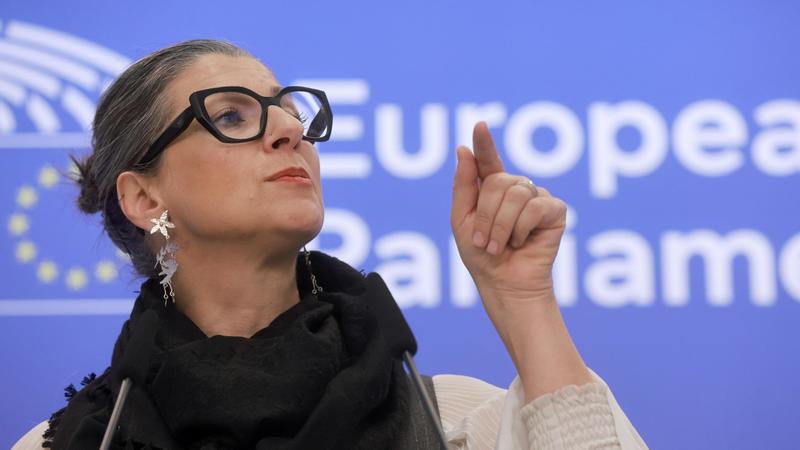 Bufera Albanese: nuove critiche e mea culpa sulla cittadinanza onoraria