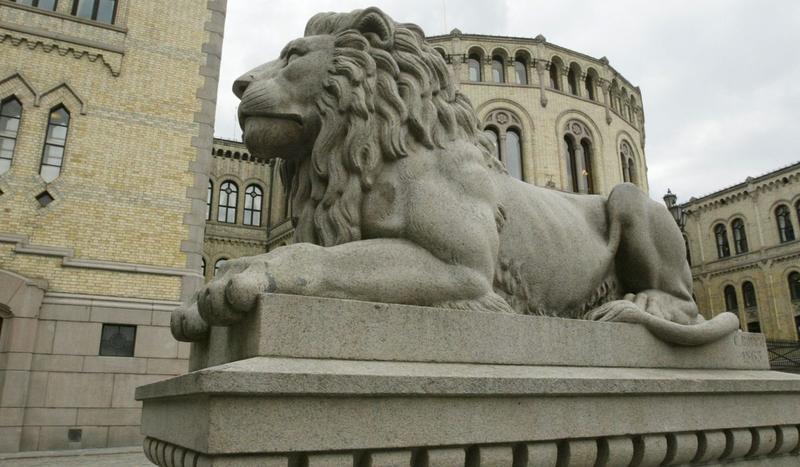 – Vi er dypt frustrerte over stadig nye forslag, nye utredninger og nye begrunnelser for å utsette og trenere utviklingen i regionen