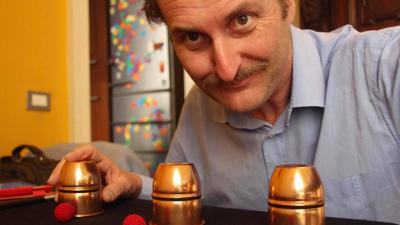 L’Ambrogino d’oro a Carlo Clerici, il medico prestigiatore che faceva sentire magici i bambini malati di tumore