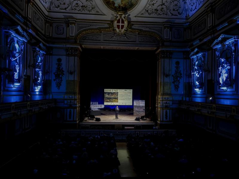 A CasaCorriere 2025 il Â«battesimoÂ» di FicoE il ministro Crosetto per parlare di pace