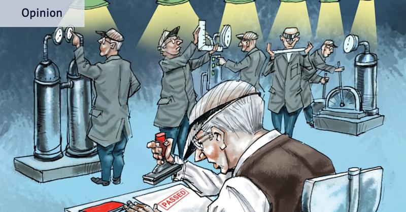 Australians are in a tug-of-war between kindness and Pauline Hanson Australians are in a tug-of-war between kindness and Pauline Hanson