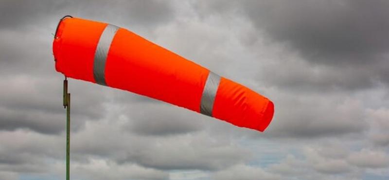 Vento forte, allerta della protezione civile