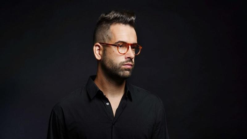 Pijanista povodom svog novog rada „Prekrajanje“ za Danas: Ministar kulture Nikola Selaković je pravnik imun na zakon Pijanista povodom svog novog rada „Prekrajanje“ za Danas: Ministar kulture Nikola Selaković je pravnik imun na zakon