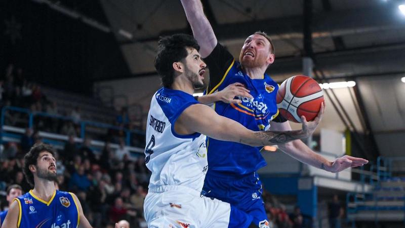 Adamant allergica ai finali punto a punto. Santiago in crisi, preoccupa lo stop di Renzi