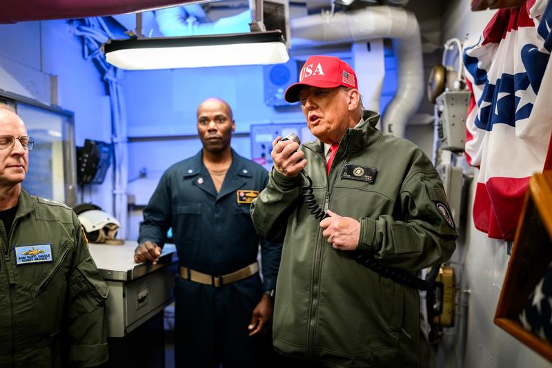 Los soldados deben desobedecer las órdenes ilegales de Trump